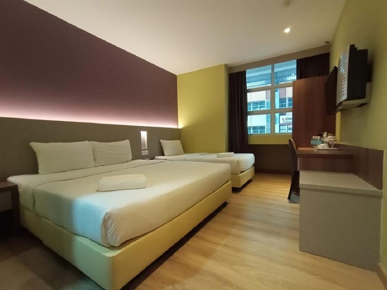 Yee Hotel Permas Jaya Johor Bahru Exteriör bild